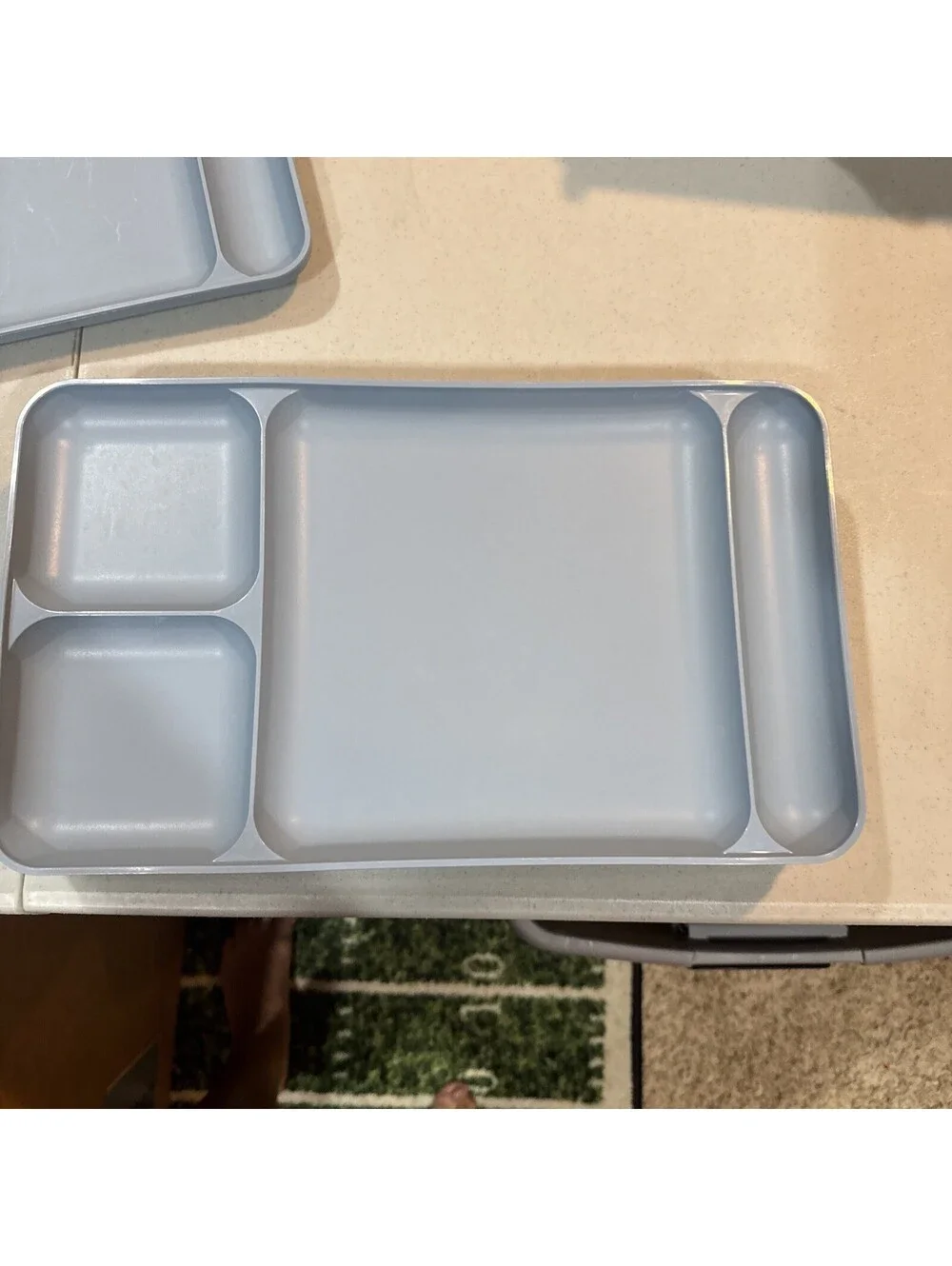 Vtg Set Of 6 Tupperware Cafeteria Divided Trays Potluck TV 1535